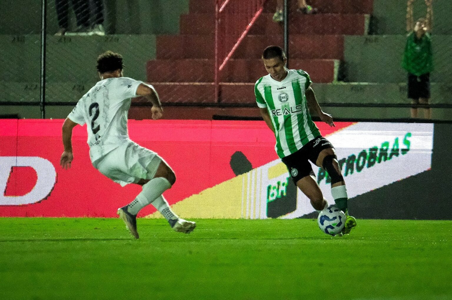 Coritiba perde para o Ceilândia e está fora da Copa do Brasil