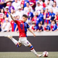 Paraná Clube enfrentou o Patriotas na Arena da Baixada diante de um grande público, pela Segundona Sanepar.