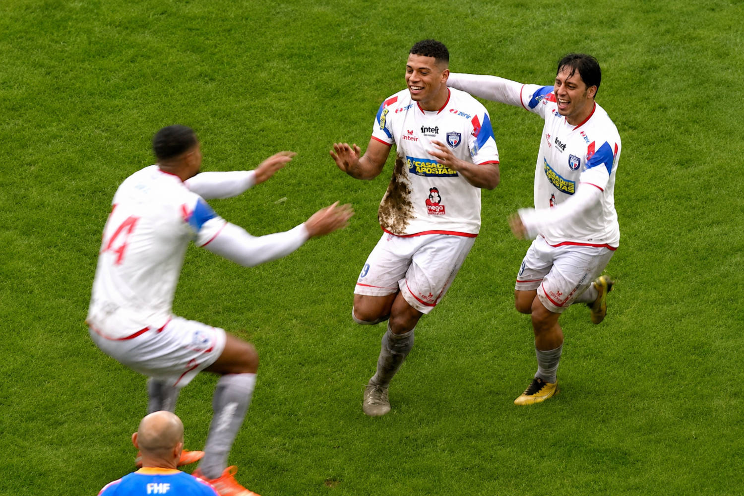 Cianorte vence em Curitiba e fica mais perto da terceira fase da Série D 1 sao joseense cianorte serie d 2026