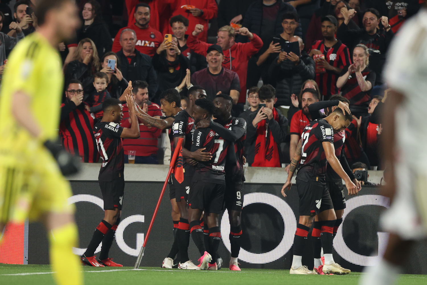 Athletico supera o Internacional e segue entre os primeiros do Brasileirão 1 athletico internacional brasileirao 2026
