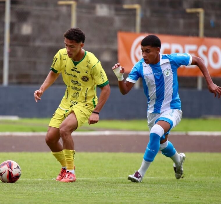 Lance de Cascavel x Londrina, pela Copa Paraná