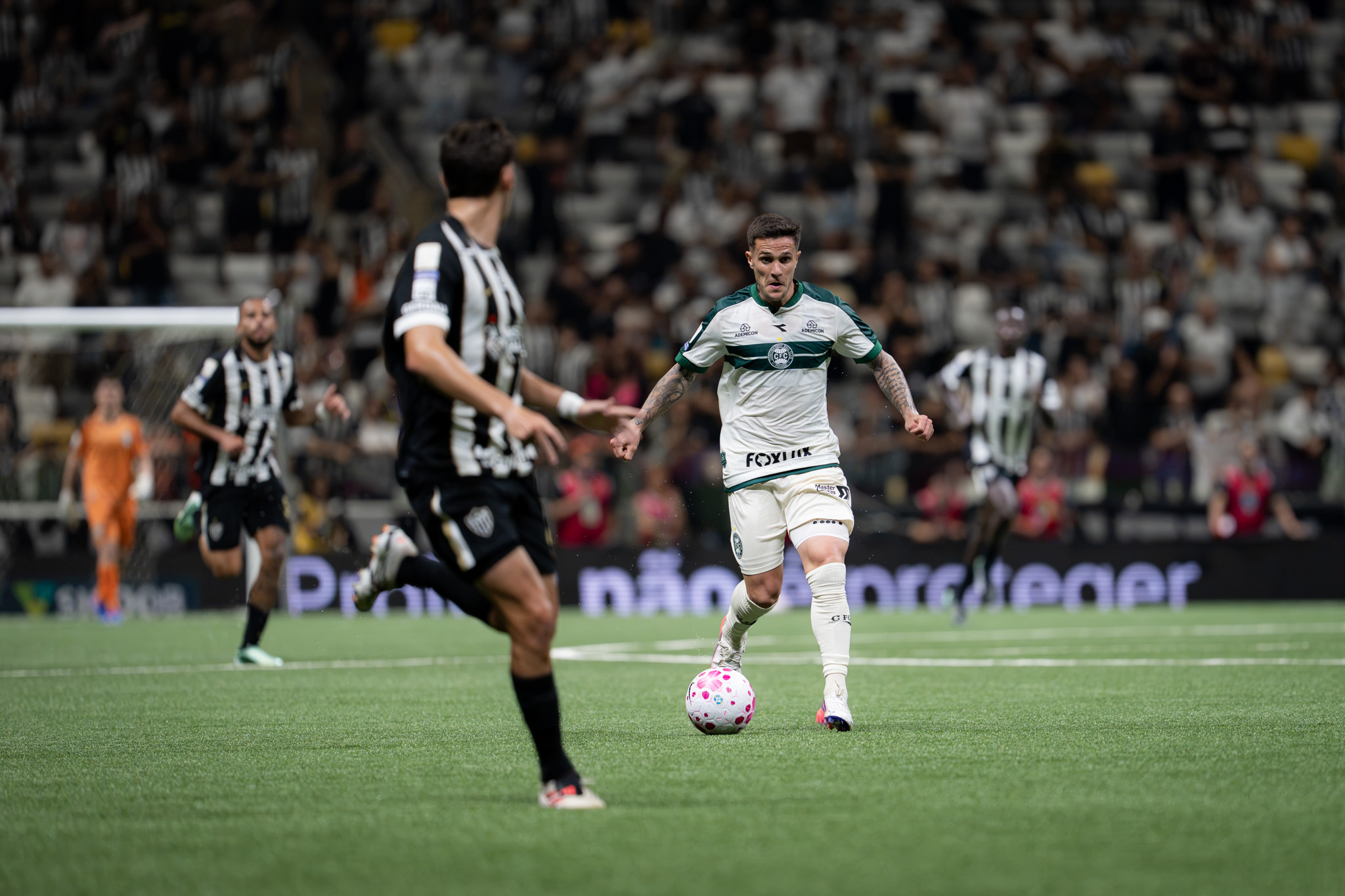 Pedro Morisco brilha, mas Coritiba perde para o Atlético-MG pelo Brasileirão 1 55595687576 9df5a5c417 o